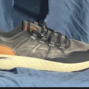 Men’s Cole Hahn Zero Grand 360 Black and Gray Sneakers